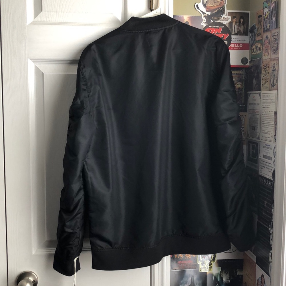 💥SOLD💥🛹NEW Black Elwood Bomber Jacket🛹 - Picture 2 of 8